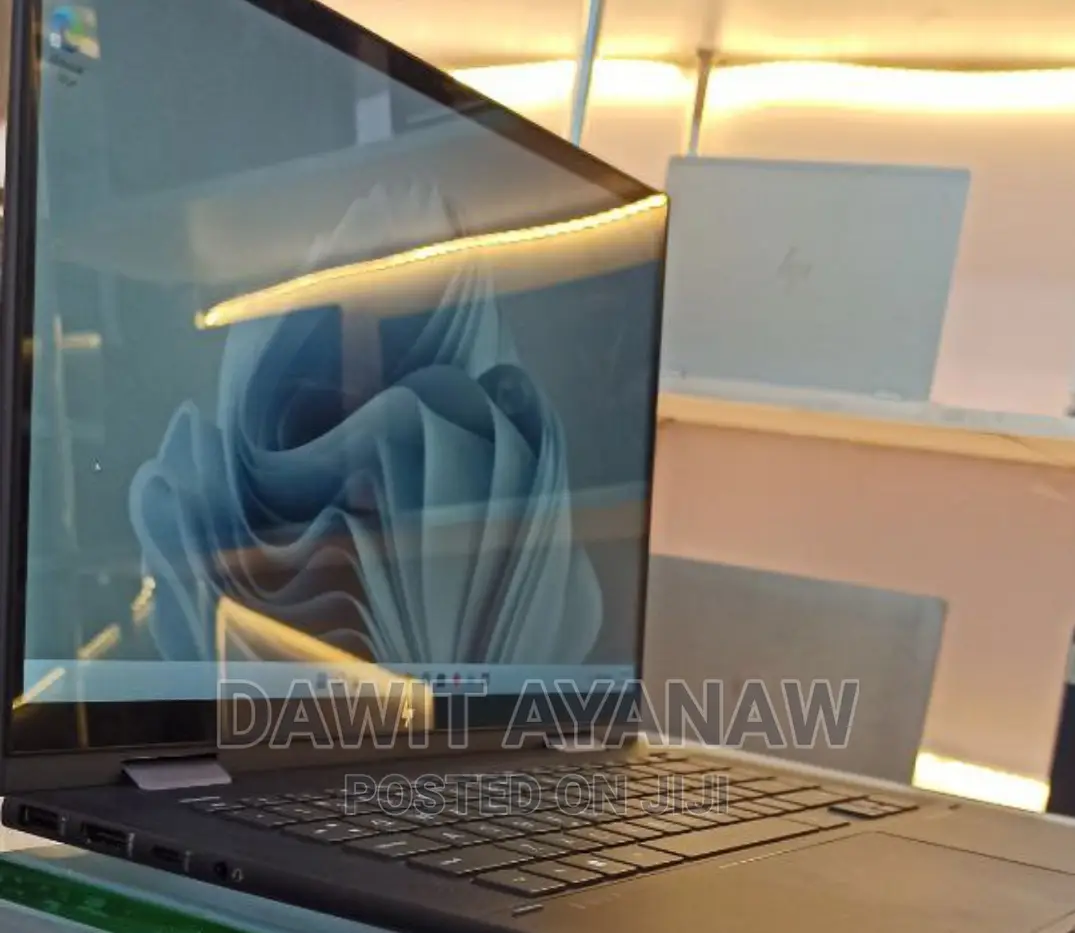 New Laptop HP Envy X360 16GB AMD Ryzen 7 SSD 512GB