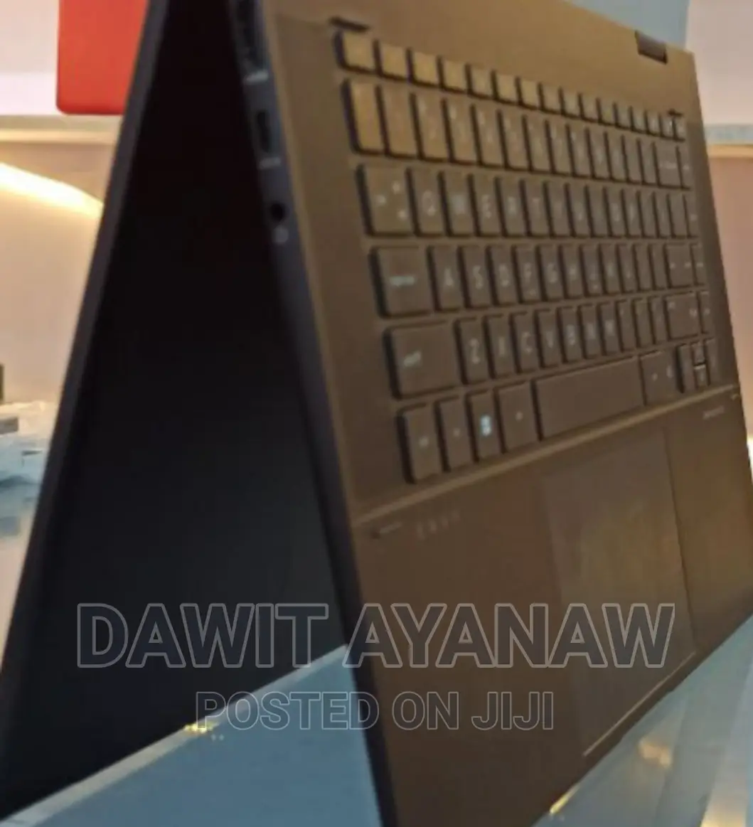 New Laptop HP Envy X360 16GB AMD Ryzen 7 SSD 512GB