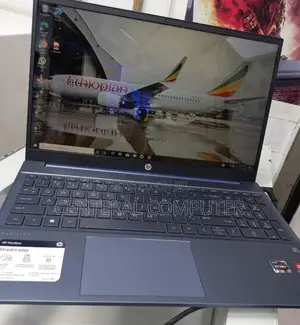 Photo - New Laptop HP Pavilion 13 8GB AMD Ryzen 5 SSD 512GB