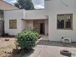 2bdrm House in ላፍቶ, Nifas Silk-Lafto for sale