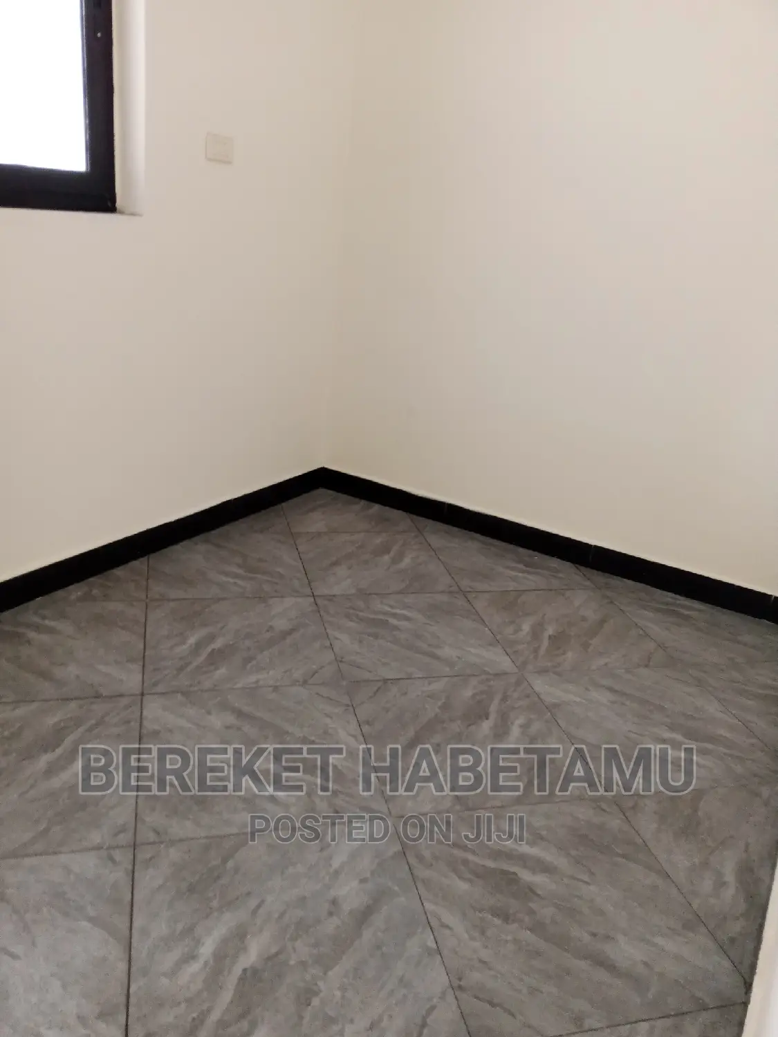 Furnished 6bdrm House in ላፍቶ, Nifas Silk-Lafto for sale