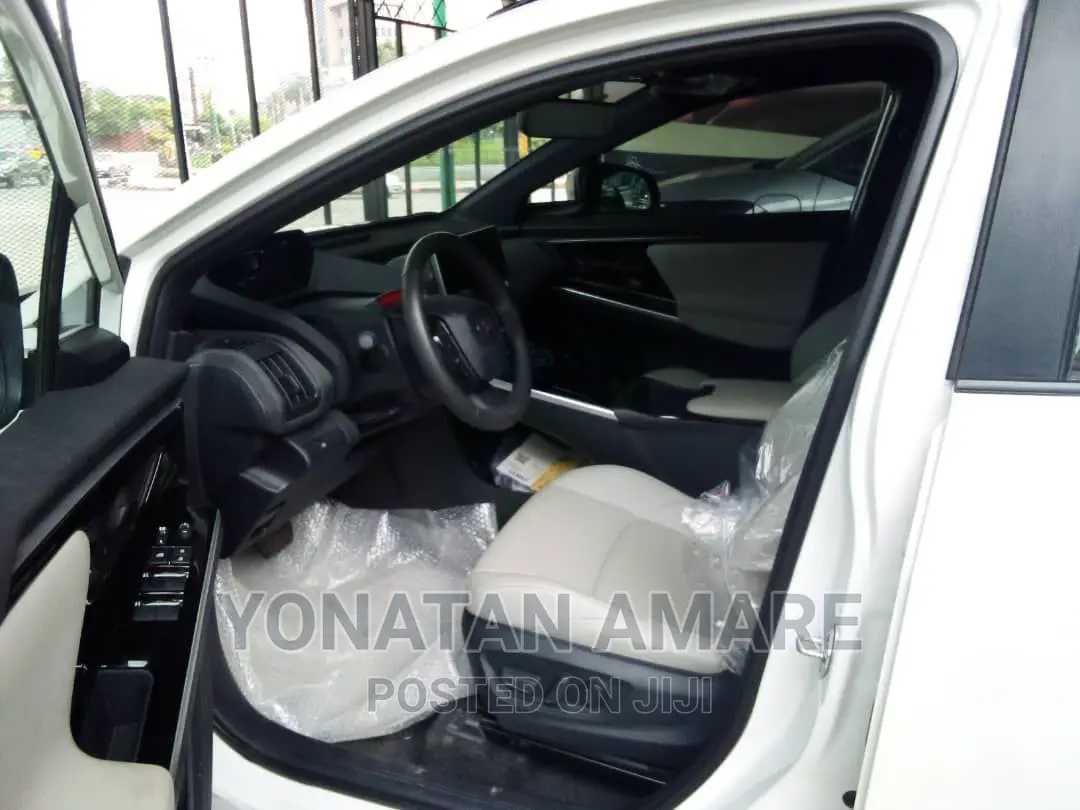 New Toyota bZ4X 2023 White