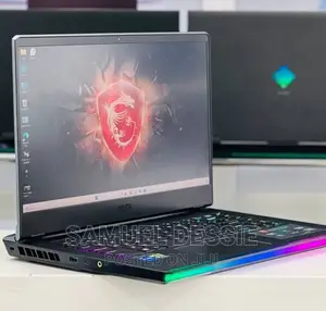New Laptop MSI GE66 Raider 16GB Intel Core I7 SSD 1T