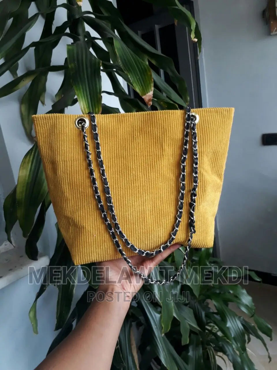 Mini Chain Bag