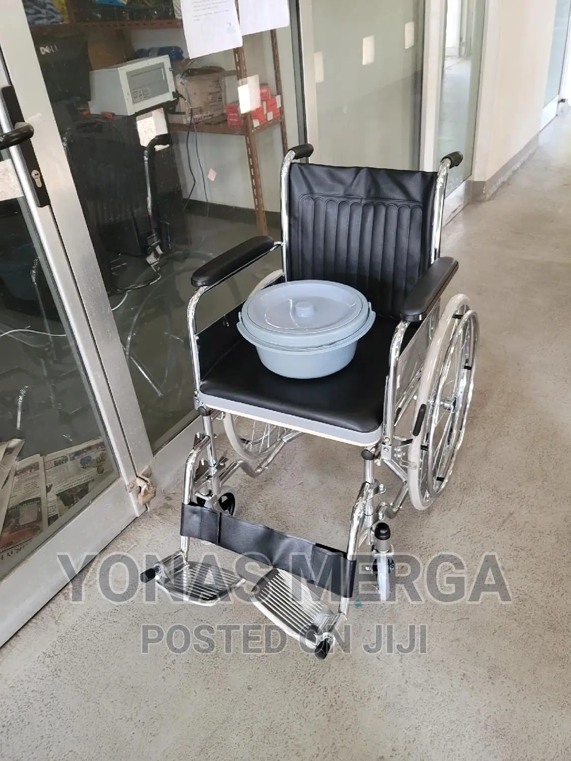 Wheelchair/Detachable Leg-Rest Flip-Back Hand Rest/እናደርሳለን