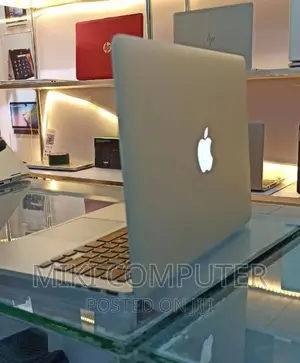 Photo - New Laptop Apple MacBook Air 2015 8GB Intel SSD 128GB