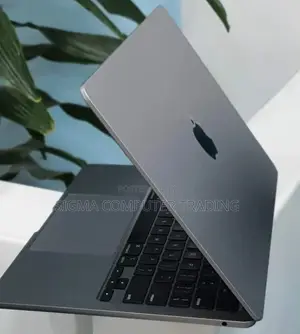 New Laptop Apple MacBook Air 2022 M2 16GB Apple M2 SSD 1T