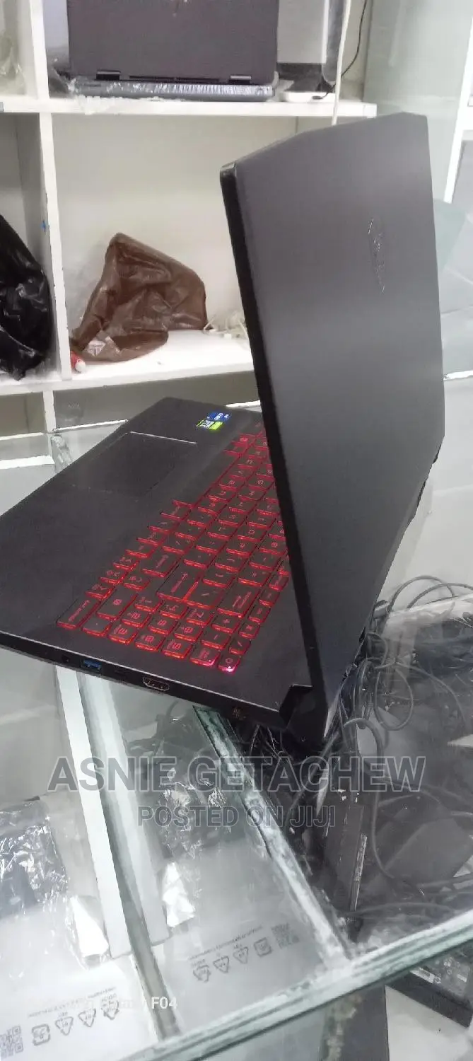 New Laptop MSI Katana GF66 16GB Intel Core I7 SSD 1T