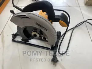 Photo - Circular Saw
