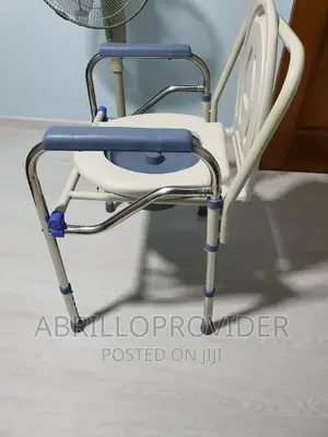 Photo - Commode/Home/Hospital/Eldery/Chair/Toilet Chair/Medicalchair