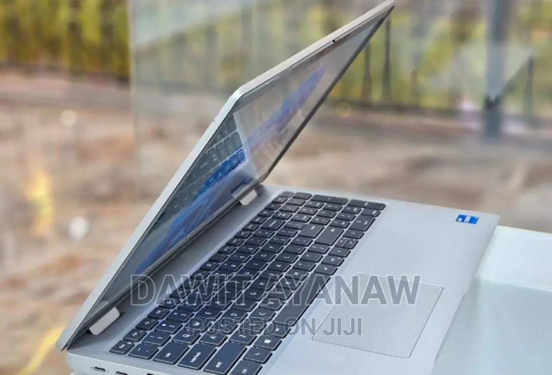 New Laptop Dell 16GB Intel Core I7 SSD 512GB