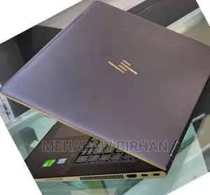 New Laptop HP Spectre X360 16GB Intel Core I7 SSD 512GB