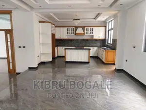 8bdrm House in Ayat, Bole for sale