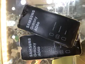 Photo - New Samsung Galaxy A04e 32 GB Black