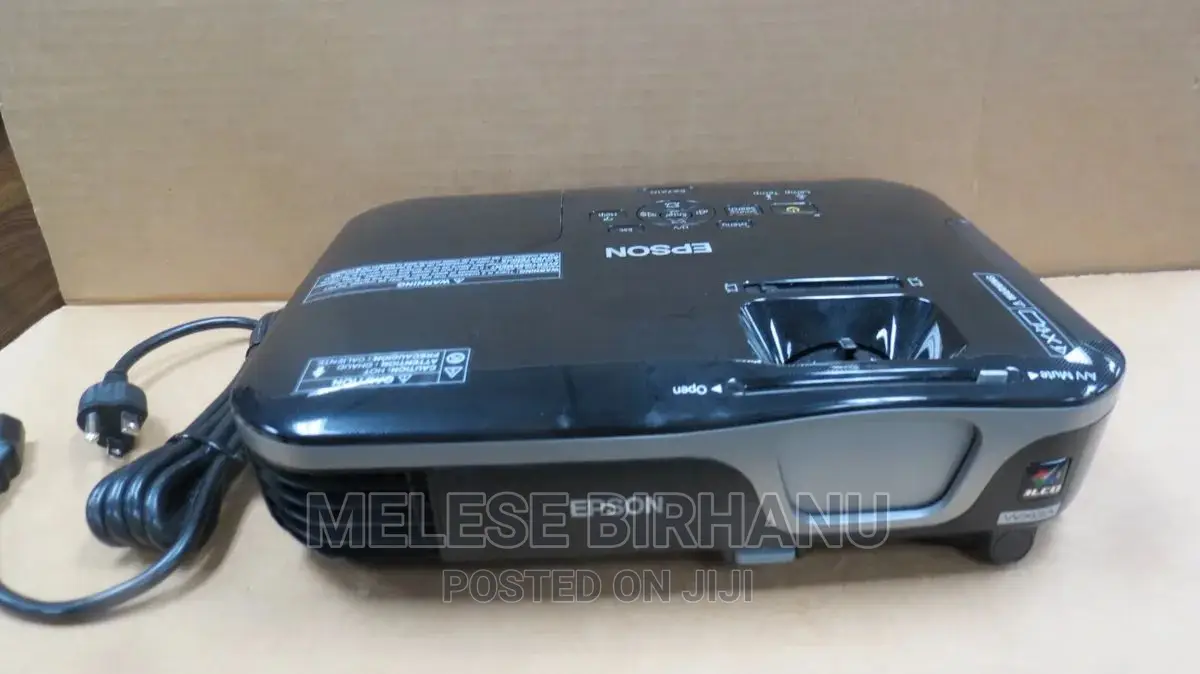 New Epson Ex-7210 Projector