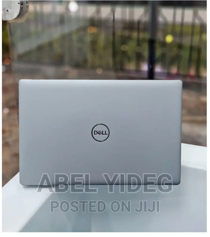 New Laptop Dell 16GB Intel Core I7 SSD 512GB