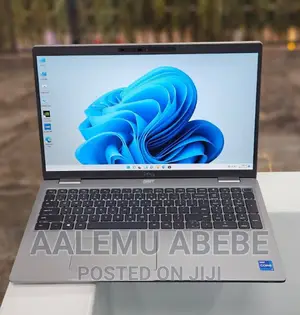 New Laptop Dell Latitude 5530 16GB Intel Core I7 SSD 512GB