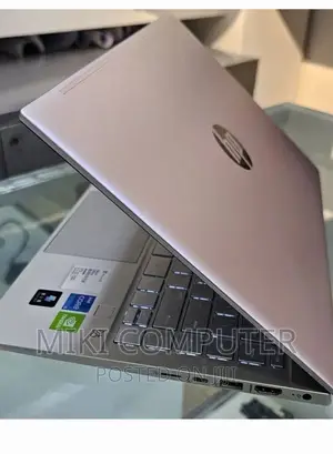 New Laptop HP Pavilion 10 16GB Intel Core I7 SSD 512GB