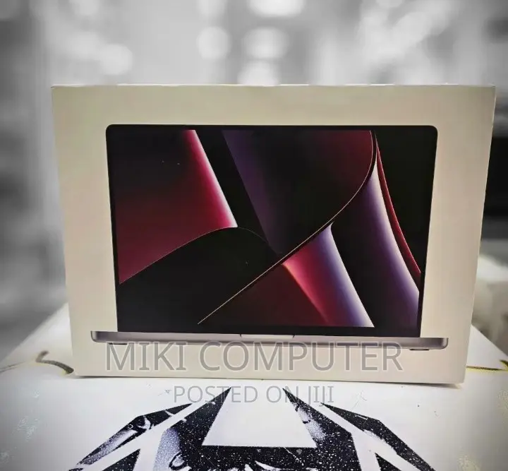 New Laptop Apple MacBook Pro 2023 M2 32GB Intel SSD 512GB