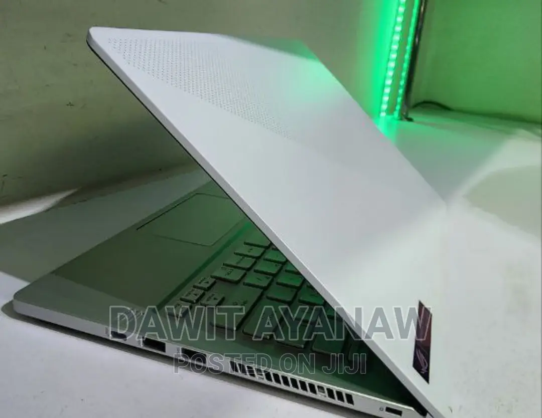 New Laptop Asus 16GB AMD Ryzen 9 SSD 1T