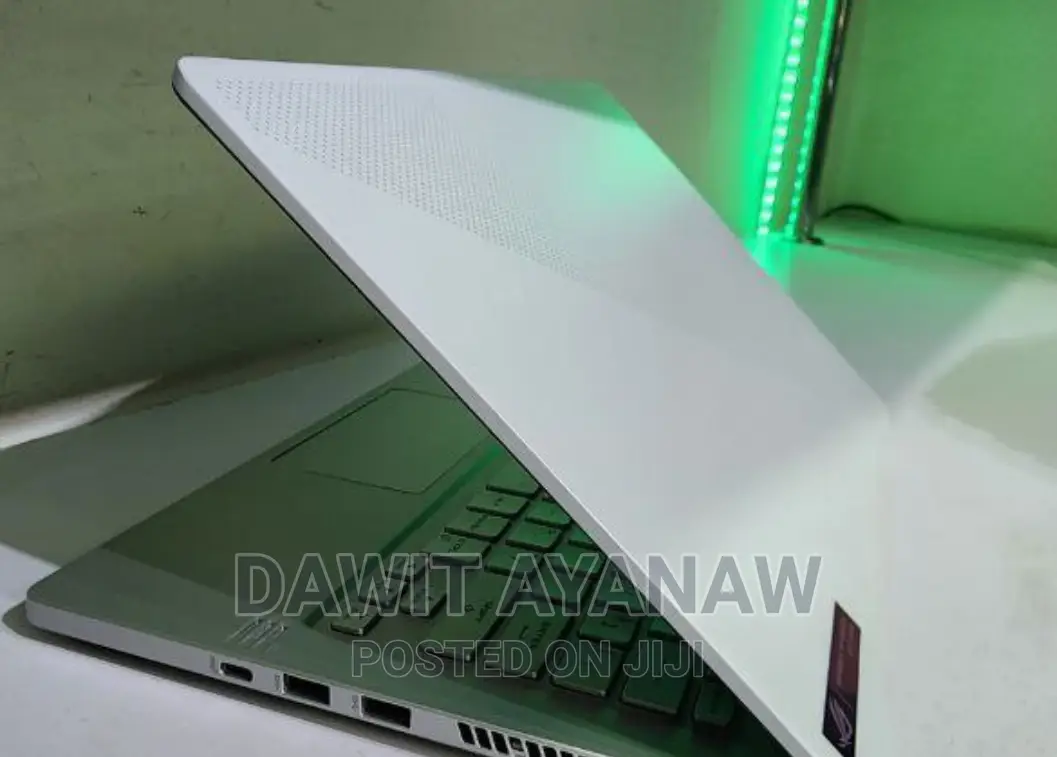 New Laptop Asus 16GB AMD Ryzen 9 SSD 1T