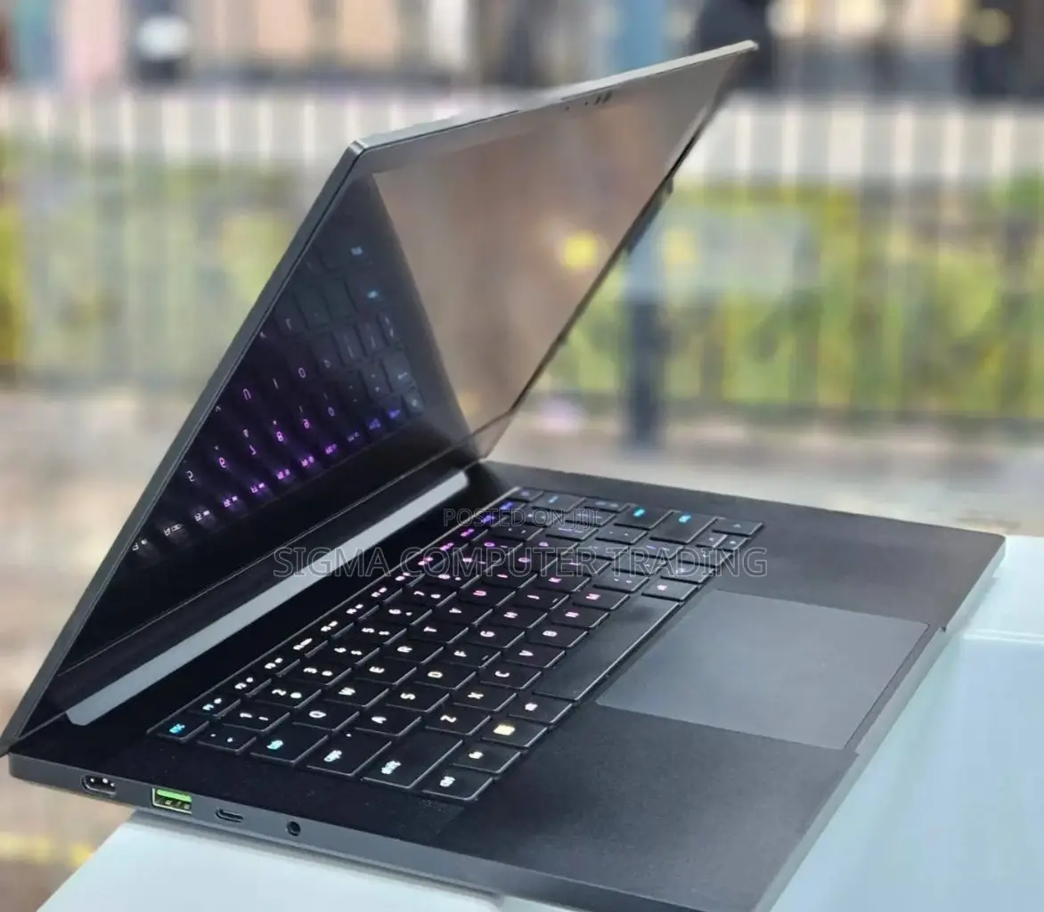 New Laptop Razer Blade 16GB Intel Core I7 SSD 1T