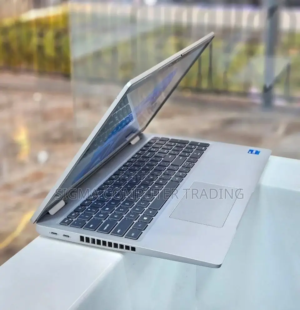 New Laptop Dell Latitude 5310 16GB Intel Core I7 SSD 512GB