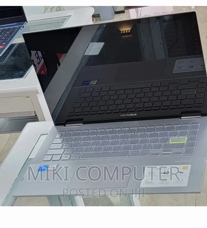 New Laptop Asus VivoBook 15 X505BA 8GB Intel Core I5 SSD 512GB