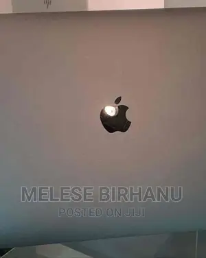 New Laptop Apple MacBook Pro 2018 16GB Intel Core I7 SSD 512GB