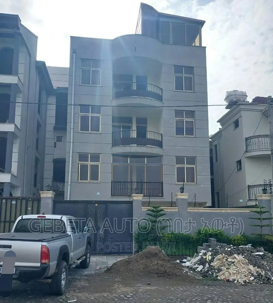 Furnished 4bdrm Villa in Yoni, Bole for sale