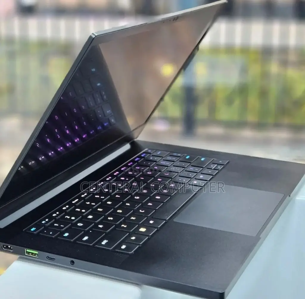 New Laptop Razer Blade Pro 16GB Intel Core I7 SSD 1T