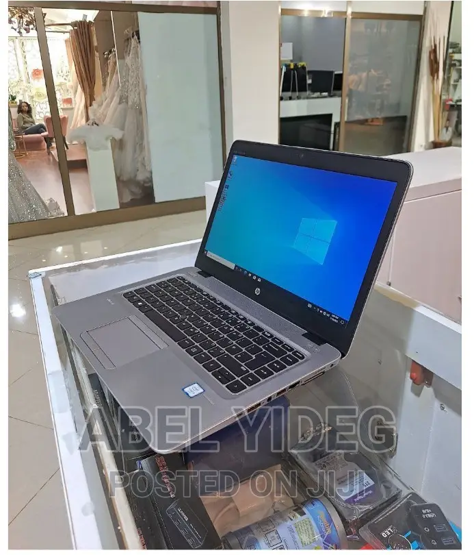 New Laptop HP EliteBook 840 8GB Intel Core I7 SSD 256GB