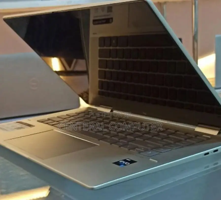 New Laptop HP Envy 17-3000 16GB Intel Core I7 SSD 512GB