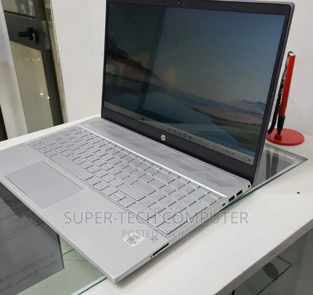 New Laptop HP Pavilion 15 8GB Intel Core I5 SSD 512GB