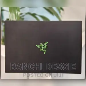 Laptop Razer Blade 16GB AMD Ryzen 9 SSD 1T