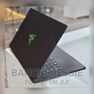 Laptop Razer Blade 16GB AMD Ryzen 9 SSD 1T