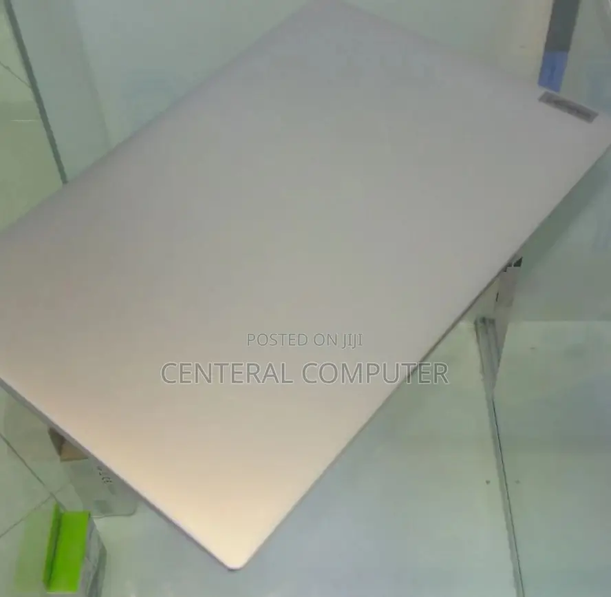 New Laptop Lenovo ThinkPad Yoga 12GB Intel Core I3 SSD 512GB