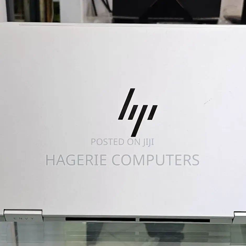 New Laptop HP Envy X360 8GB Intel Core I5 SSD 512GB