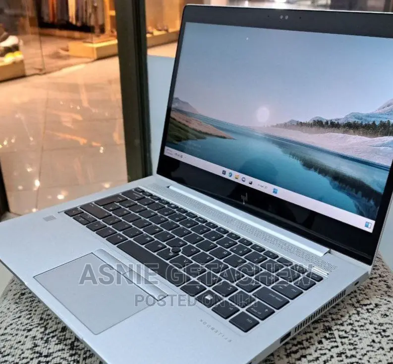 New Laptop HP EliteBook 840 256GB Intel Core I5 SSD 512GB