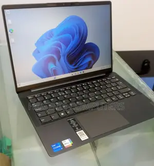 New Laptop Lenovo IdeaPad 520 8GB Intel Core I5 SSD 512GB