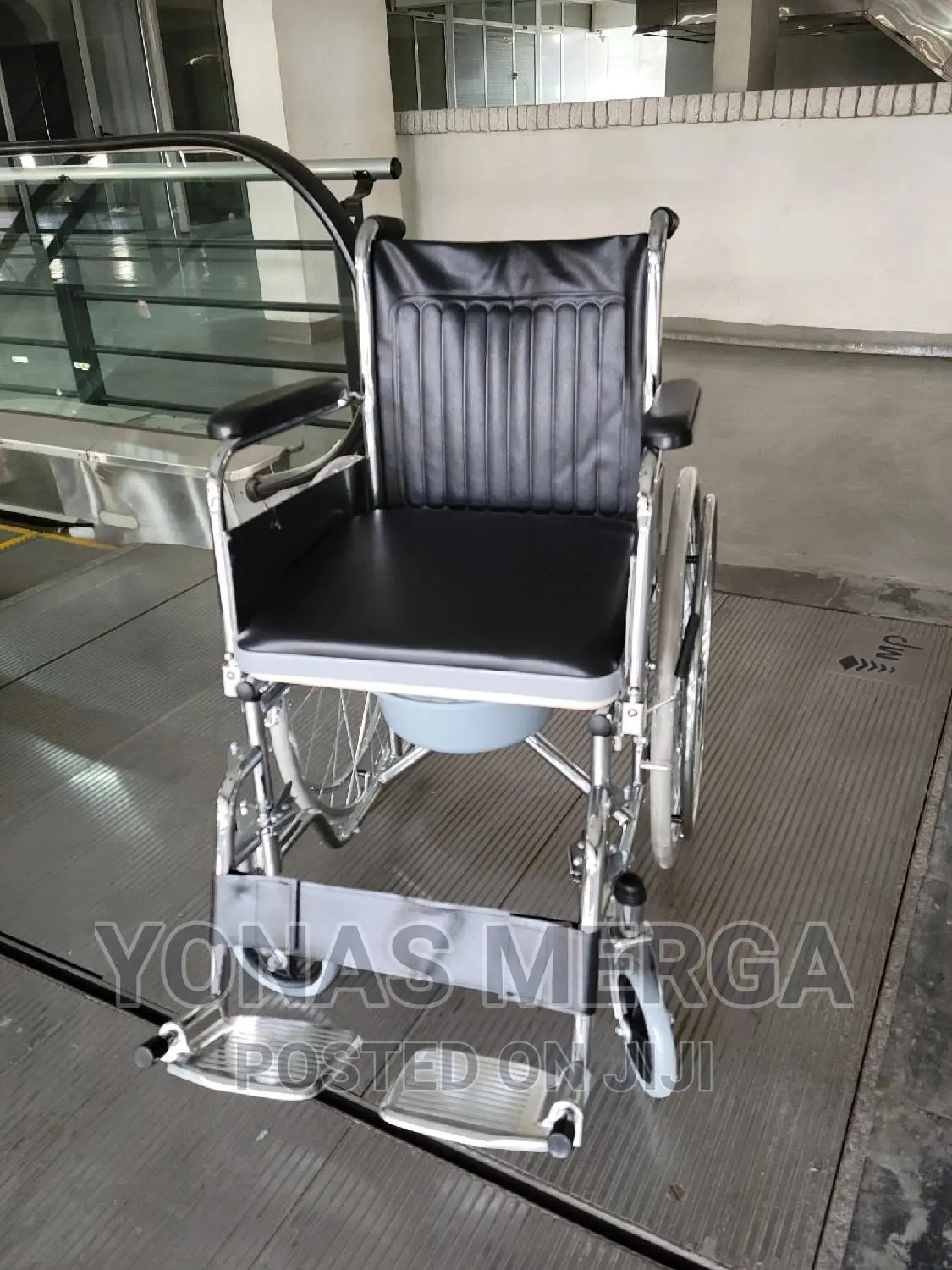 Abandoned Wheelchair/Modified Wheelchair/Full Wheelchair