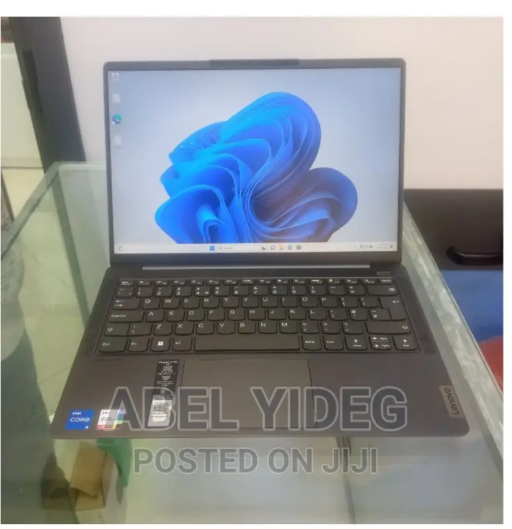 New Laptop Lenovo 8GB Intel Core I5 SSD 512GB