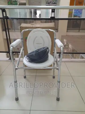 Toilet Chair/Medical Chair/Popo Wheelchair/Toilet Chair/Chai