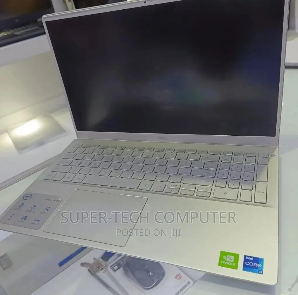 New Laptop Dell Inspiron 15 16GB Intel Core I7 SSD 512GB