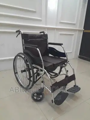 Medical Wheelchair/Toilet Wheelchair/Wheelchair/Wheelchair-