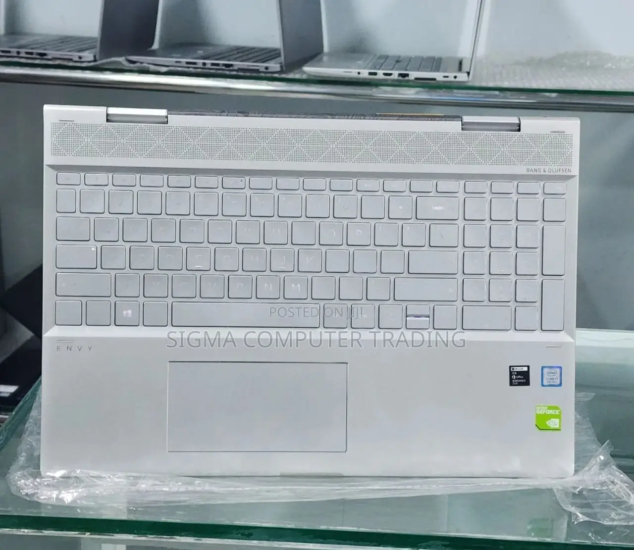 New Laptop HP Envy X360 8GB Intel Core I7 SSD 512GB