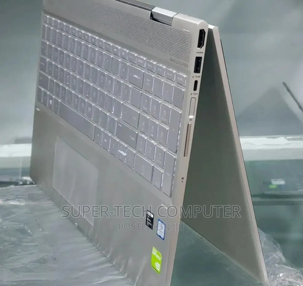 New Laptop HP Envy X360 8GB Intel Core I7 SSD 512GB