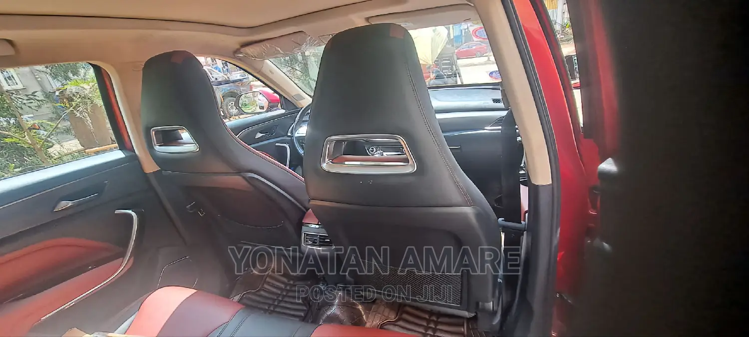 Bestune T77 1.2 FWD 2021