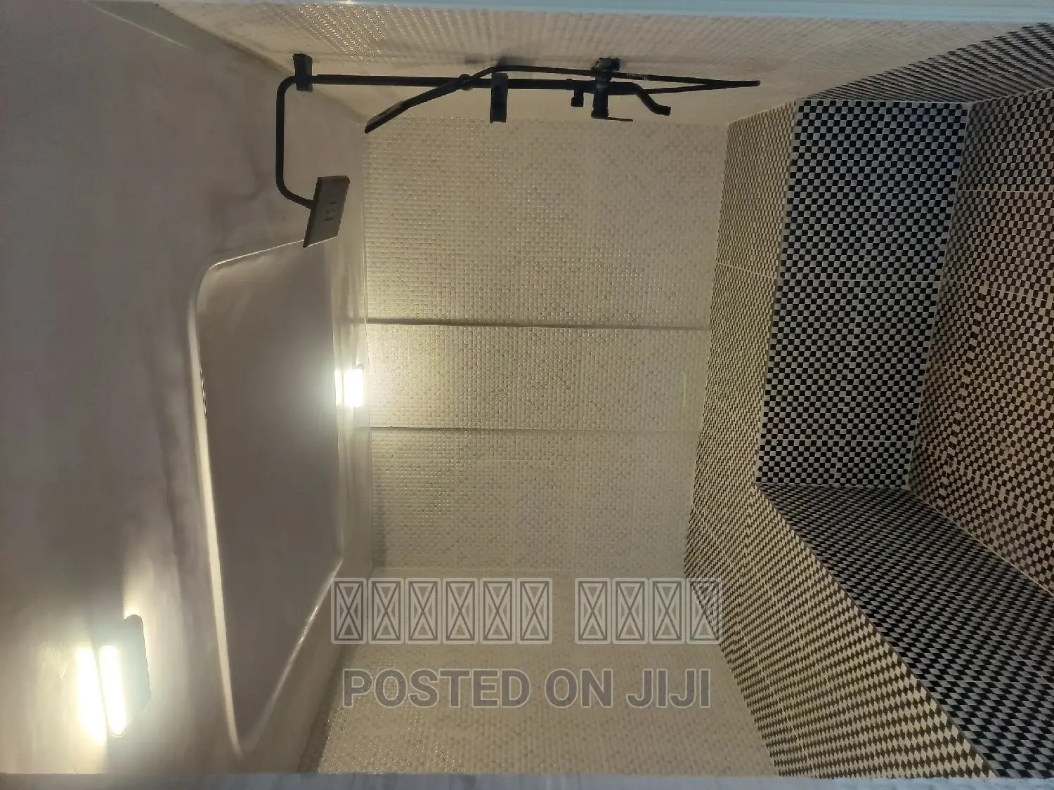 Furnished 8bdrm House in አያት ዞነ 5, Bole for sale