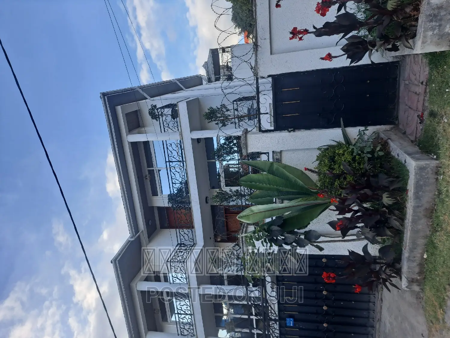 Furnished 9bdrm House in አያት ዞን 8, Bole for sale